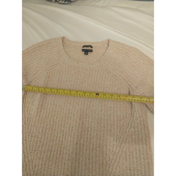 American Eagle “Amazingly Soft” Sweater Women’s L Beige Cream Cozy Knit Pullover - Picture 4 of 7